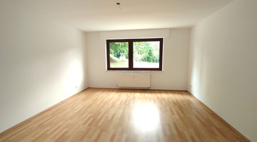 Großes, helles Schlafzimmer