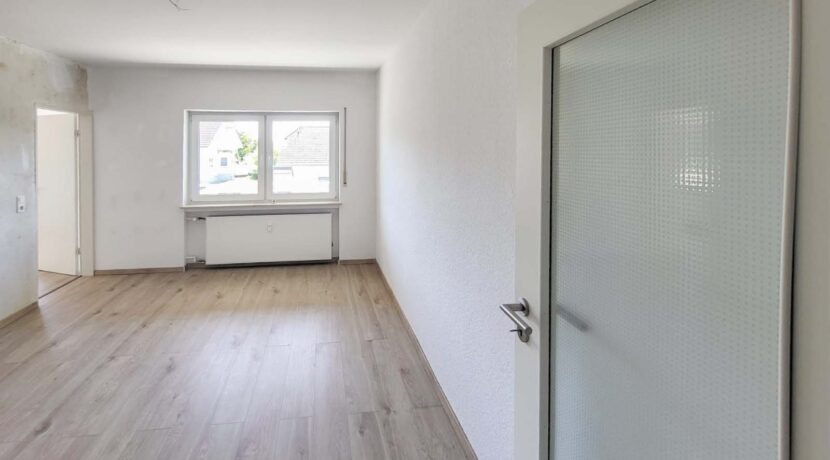 Arbeitszimmer EG