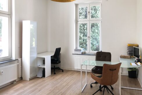 Büro 1