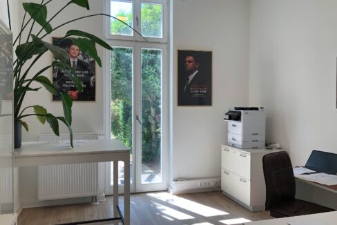 Büro 4