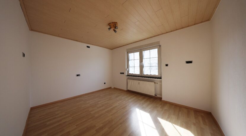 EG: Zimmer 2
