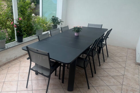 überdachte Terrasse