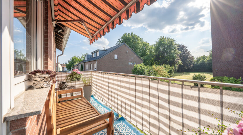Balkon OG