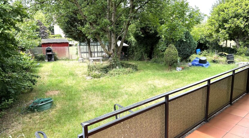 Balkon mit Zugang zum Garten