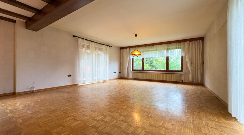 Wohnzimmer (EG)