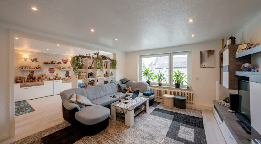 5 Wohnzimmer EG