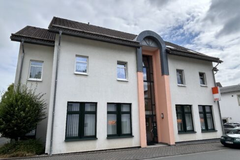 Straßenansicht