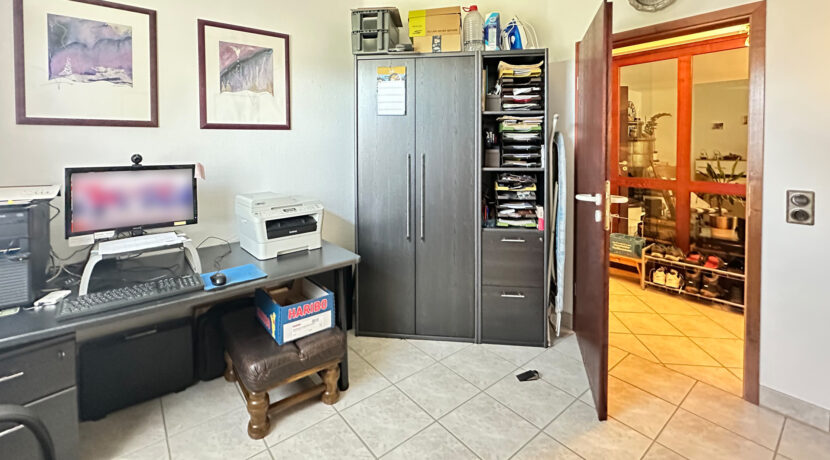 Büro EG Nr. 7a