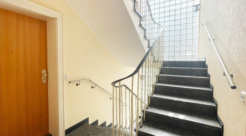 gepflegtes Treppenhaus