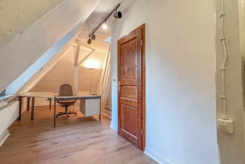 Büro DG Wohnung 1