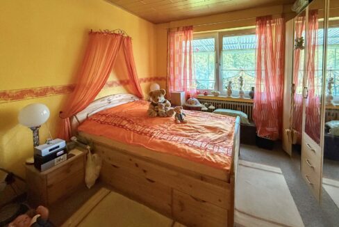 EG Mietwohnung Schlafzimmer