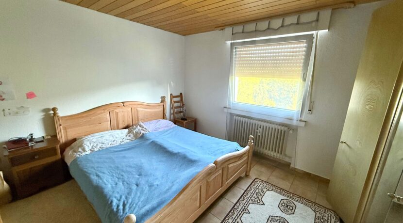 OG Mietwohnung Schlafzimmer