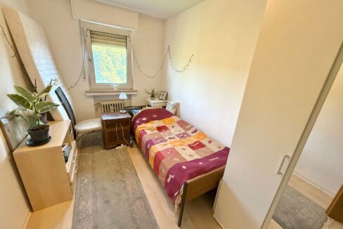 OG Mietwohnung Schlafzimmer