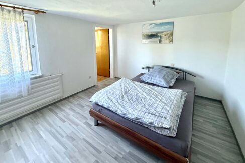 OG rechts Schlafzimmer/Durchgangszimmer