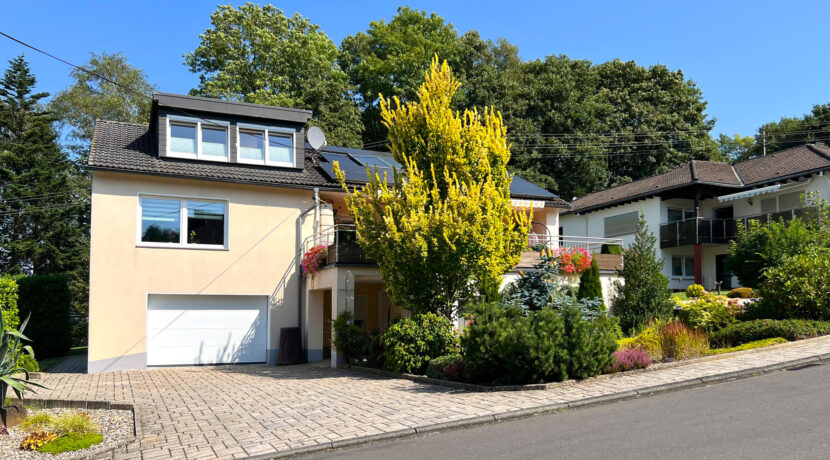 Straßenansicht