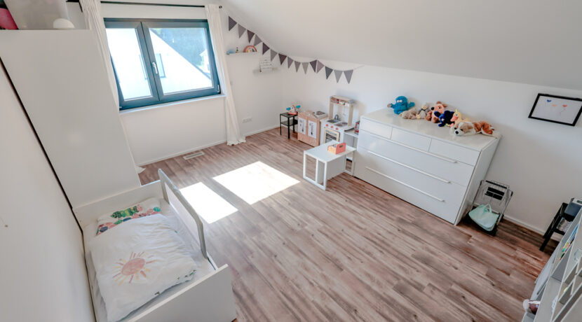 Kinderzimmer OG