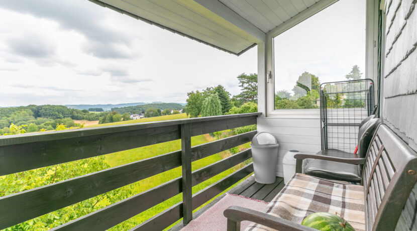 Überdachter Balkon
