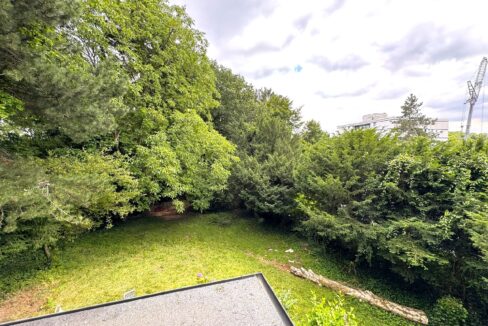...mit Ausblick ins Grüne