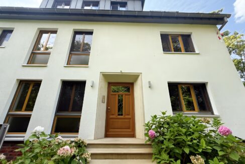 Straßenansicht