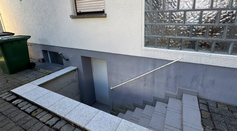 Kellerzugang vom Garten
