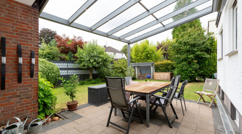 Überdachte Terrasse