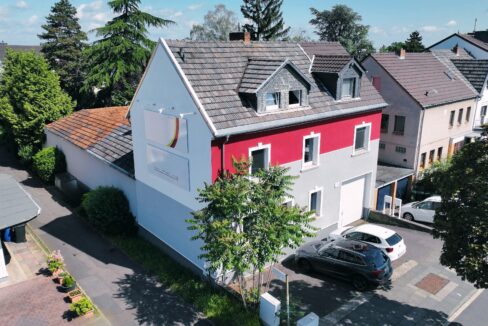 Straßenansicht