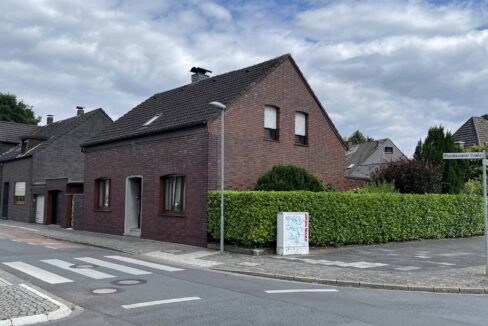 Straßenansicht