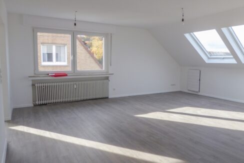 Großzügiges Wohn-/ Esszimmer