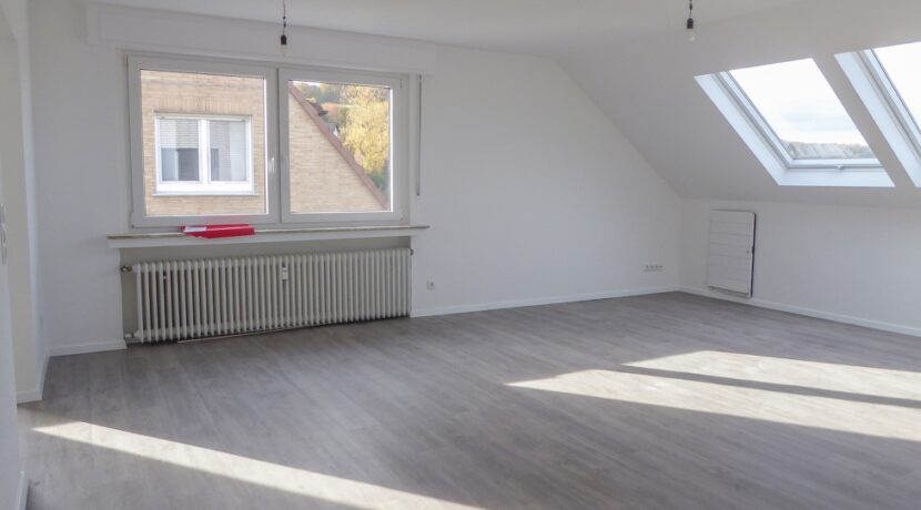 Großzügiges Wohn-/ Esszimmer