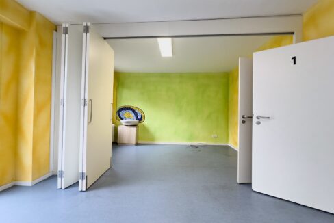 Zimmer 1 mit Abteilung