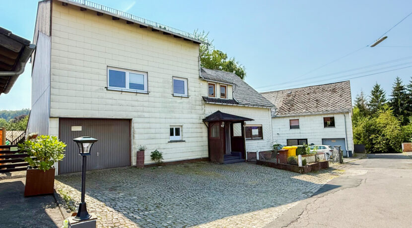 Straßenansicht