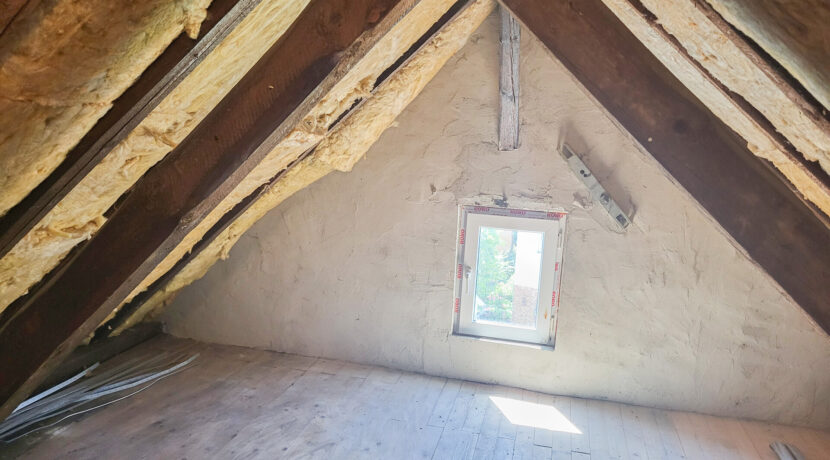Spitzboden mit Ausbaupotenzial