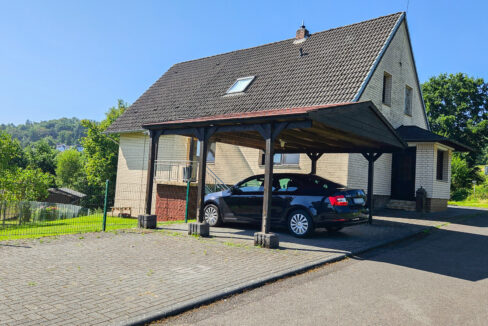 Straßenansicht