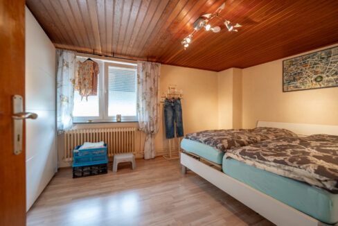 Schlafzimmer 52
