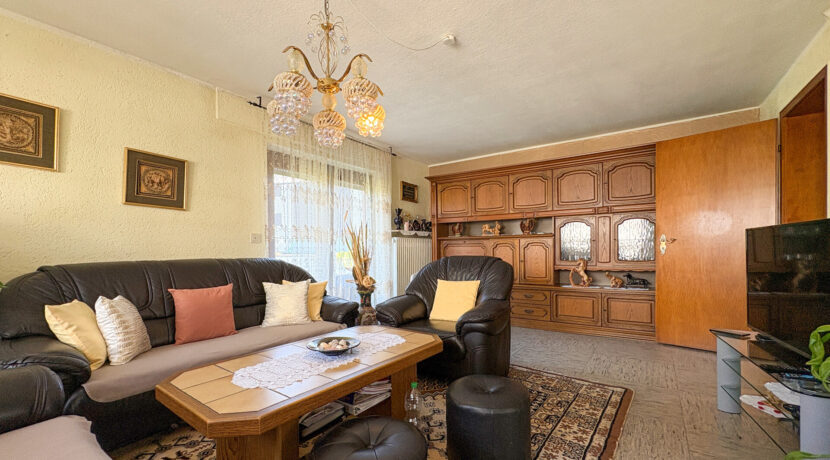 Wohnzimmer (EG)