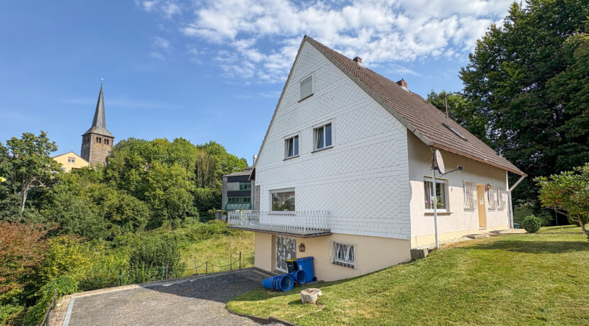 Straßenansicht