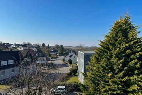 traumhafte Fernsicht vom Balkon