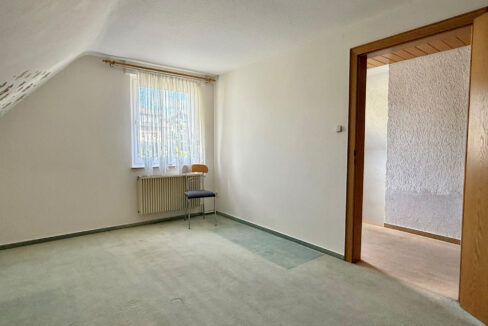 Schlafzimmer 1 DG