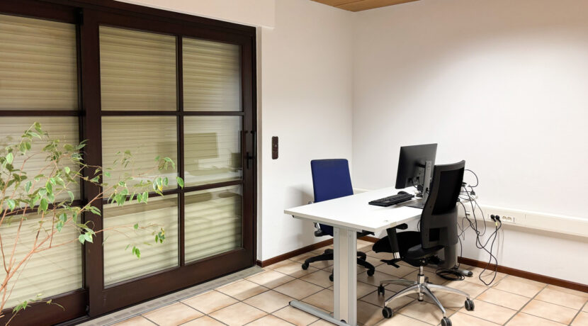 Büro (EG)