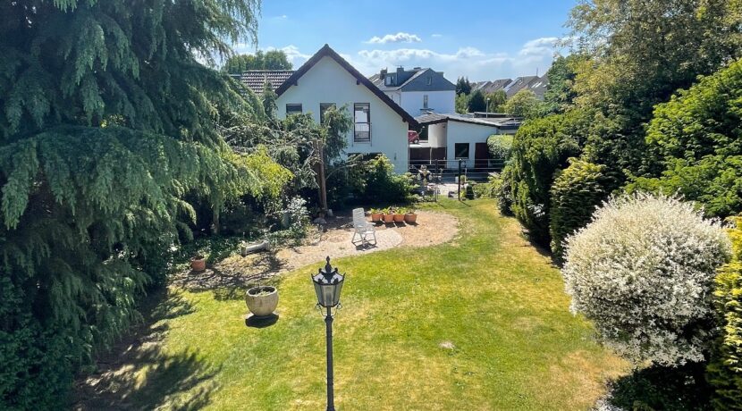 Garten (Abtrennung folgt)