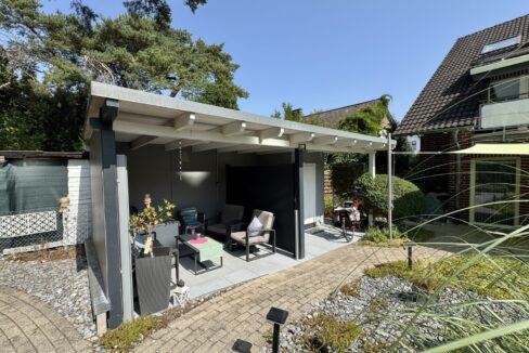 Pergola mit Abstellraum