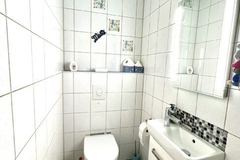 separates Gäste-WC