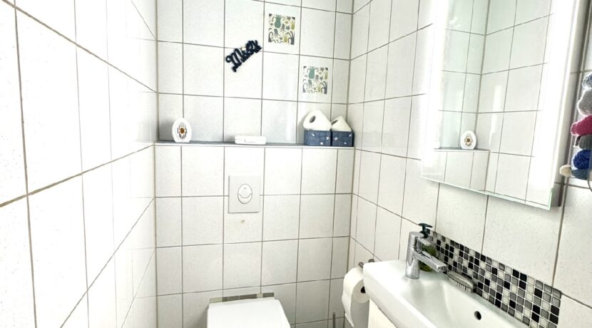 separates Gäste-WC