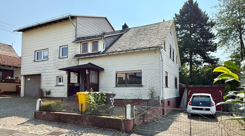 Straßenansicht