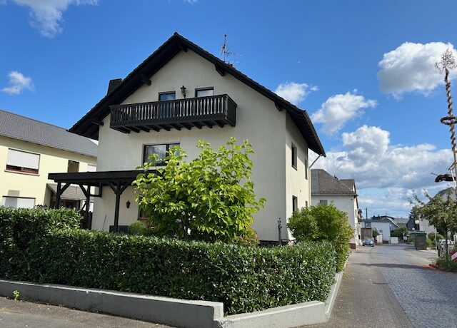 Straßenansicht