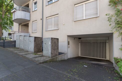 Tiefgaragenzufahrt