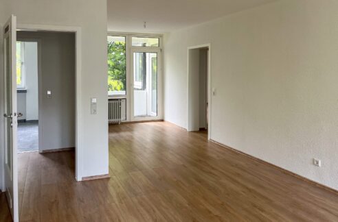 Schönes helles Wohnzimmer