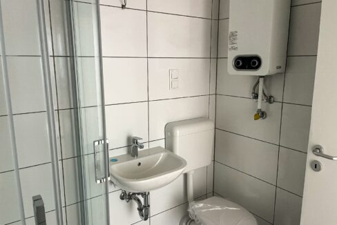 Modernes Duschbad