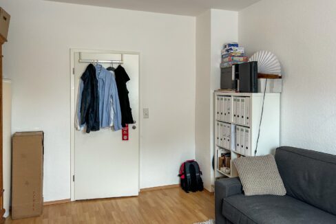 helles Kinder-/Arbeitszimmer