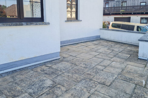 Terrasse vor der Tür